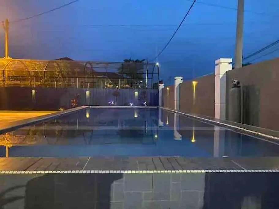 Melaka Beach Villa 0*, Malacca